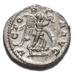 RIC 016 235-238 Maximinus I. Thrax Rv.jpg