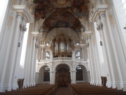 St. Paulin, Orgel.JPG