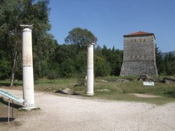 Eingang, venezianischer Turm.jpg