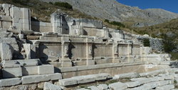 Sagalassos_hadrianisches_Nymphäum_01.jpg