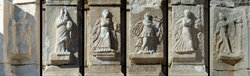 Sagalassos_Nymphäum_Figuren_01.jpg