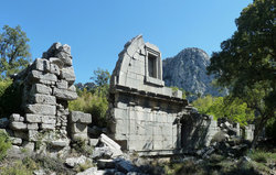 Termessos_Gymnasion_01.jpg