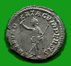 Ant. Philippus I. C. 114 Rv. PAX FVNDATA CVM PERSIS. Pax li. stehd..jpg