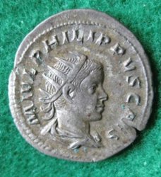 RIC 217 Antoninian, 244-247,  (1).JPG