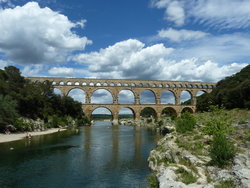 04-01_Pont du Gard 1.JPG