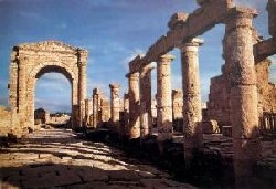 Temple of Melqart in Tyre.JPG