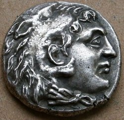 Tetradrachm Alexander III Heracles & Zeus 356 - 323 FRONT.jpg