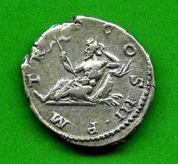 Denar Hadrianus C. 1109 Rv. PM TR P COS III. Oceanus li. lagernd, auf Delfin gestützt..jpg