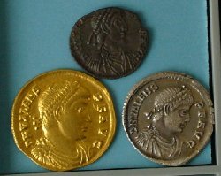 Siliquae1_Numismatikforum.jpg