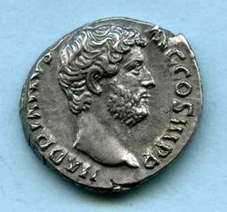 Denar Hadrianus C. 768 Av. HADRIANVS AVG COS III PP..jpg