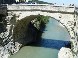 Vaison_Bruecke.JPG