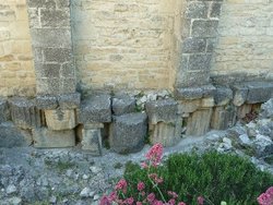 Vaison_Kathedrale.JPG