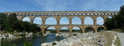 Pont_du_Gard_Westseite_rechts.JPG