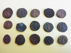 Münzen Antike II 059 Gallische Beischläge II.jpg