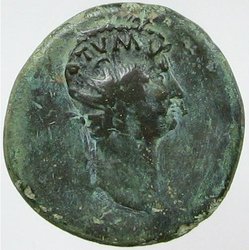 Postumus auf Hadrian sesterz.jpg