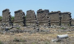 Aspendos_Akropolis02.JPG