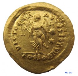 Theodosius II Tremissis rv.jpg