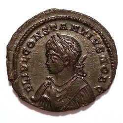 RIC 480 337-361 Constantius II. Av.jpg