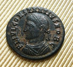 Constantius II Avers.JPG