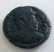 Valentinainus_ob.jpg