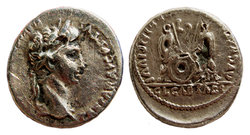 Augustus Fouree Denarius RIC 207.JPG