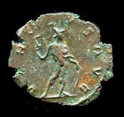 Ant. Victorinus C. 131 Rv. VIRTVS AVG. Behelmter Mars m. Schild u. Lanze re..jpg