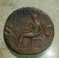 Caligula_Vesta_2.2.jpg