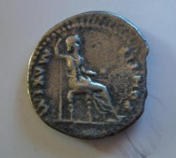 Denar Tiberius RV.JPG