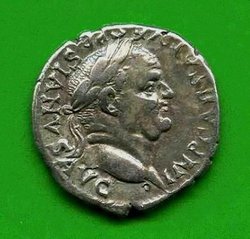 Denar Vespasianus C. 362 var.; RIC(neu) 1476 var. Av. IMP CAESAR VESPASIANVS AVG.jpg