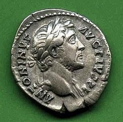 2. Exempl. Denar Antoninus Pius C. 345 Av. ANTONINVS AVG PIVS PP..jpg