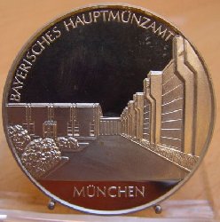 Kopie von BHMA Medaille 3 BS.JPG