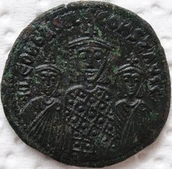 Basilius I. Makedonicus 870 Follis 8,63g Constantinopel Sear 1713 Av.jpg