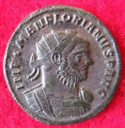 Antoninian, Ticinum, RIC 61 (1).JPG