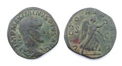 Maximinus I Sesterz VICTORIA AVG RIC 67.jpg