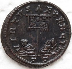 Crispus 319-320 Follis 3,67g Ticinum RIC 117 R.JPG