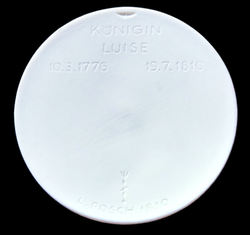 Medaille - L. Posch 1810 - Nachbildung von - KPM Porzellan (DDR) - Luise von Preußen Büste 1810 - RV.jpg