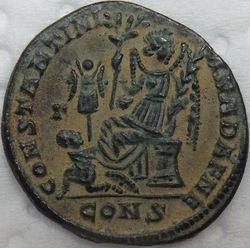 Constantinus I. 328 Follis 3,34g Constantinopel RIC 32 R.JPG