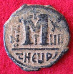 582-602 Mauricius Tiberius, Follis, Theoupolis, J 14, 3.Off, So 7,63 (2).JPG