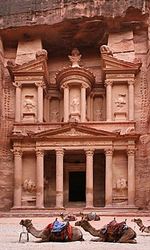 200px-Al_Khazneh_Petra_edit_2.jpg