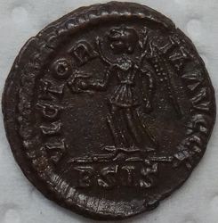 Valentinianus II. 384-387 Halb-Centenionalis (AE-4) 1,56g Siscia RIC 39a R.JPG