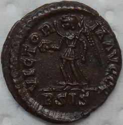 Valentinianus II. 384-387 Halb-Centenionalis (AE-4) 1,56g Siscia RIC 39a R.JPG