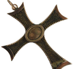 Mögliches Beispiel für Eisenkreuz mit Haarlocke.jpg