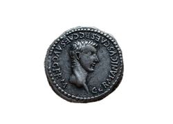 romische-Silbermunze-Denar-Gaius-Caligula-Germanicus-37-41AD-extrem-_57.jpg