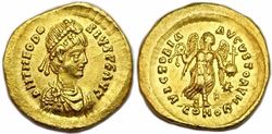 Theodosius II Const RIC275.JPG