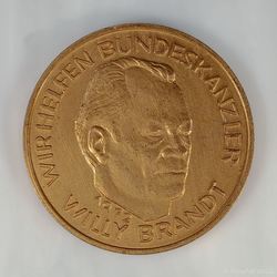 1972 Medaille Bronze Hamburg wählt Sozialdemokraten Schmidt Bundeskanzler Brandt_02_800x800 150KB.jpg