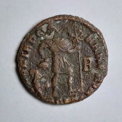 Römische Münze 4 Hinterseite.jpg