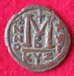 0527-0565 Justinian I. Follis, Kyzikos J XXI, Off.B, So 4,72 (2).JPG