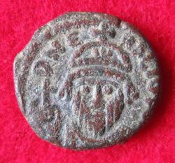 0610-0641 Heraclius, Halbfollis Karthago 616-21; So 11,108 (1).JPG