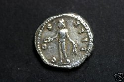 Denar Antoninus Pius, rv.jpeg