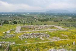 View from the Heraion over the plains of Inachos_klein.jpg